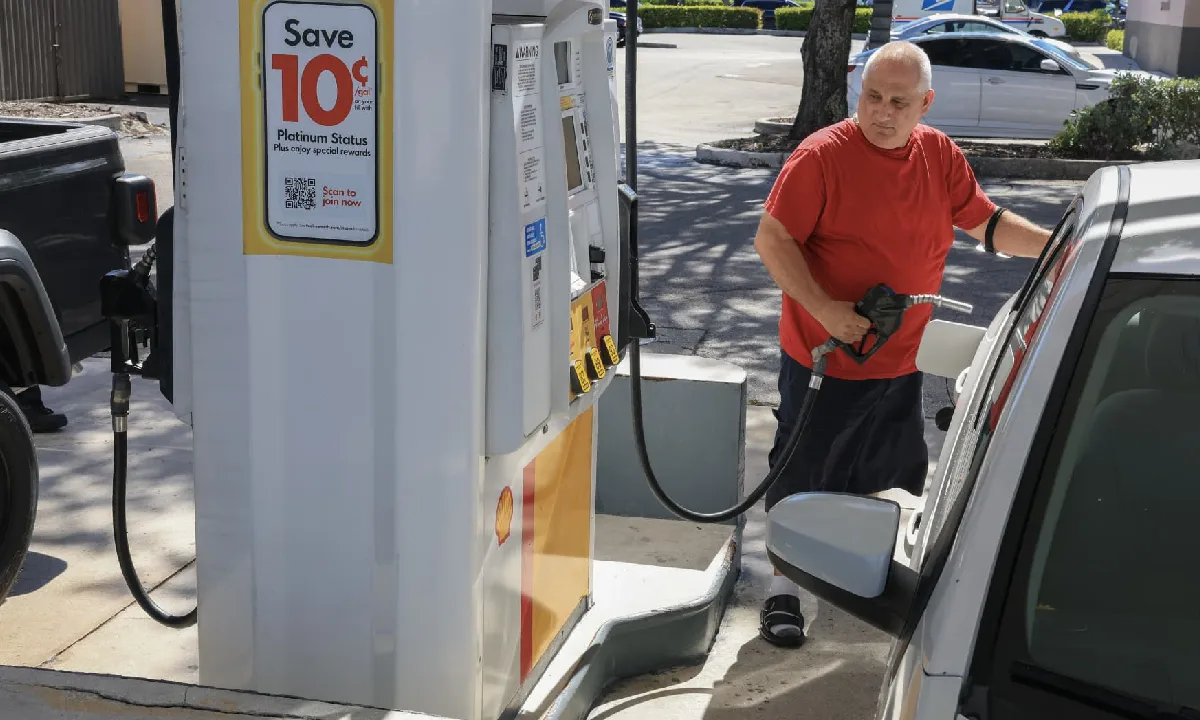 2027 Social Security COLA Forecast Jumps to 3.2% – But There’s a Catch