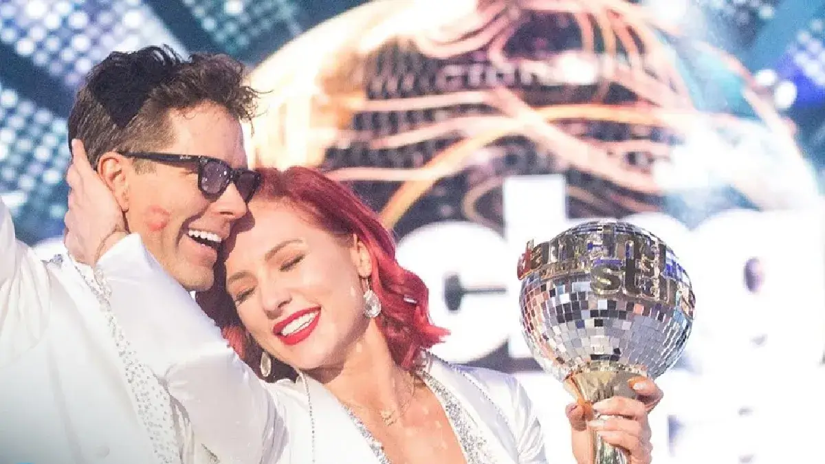 Sharna Burgess Returning to 'Dancing with the Stars' for Season 35 After Five-Year Hiatus