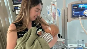 Born Weighing Just 2 Lbs., Baby Finally Goes Home After 5 Months in the NICU