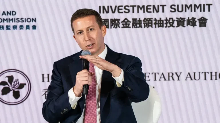CD&R and Warburg Pincus Pursue Canaccord Wealth Business in Potential £1 Billion Deal