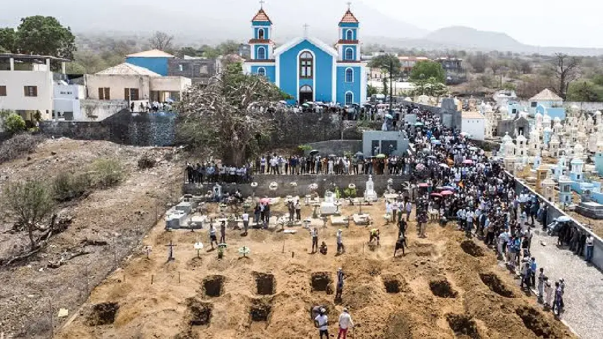 Cape Verde School Bus Accident At Least 25 Dead After Bus Plunges Into Ravine