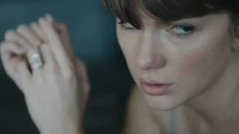 Taylor Swift Ditches Her Signature Glam and Red Lip for Surprising Makeunder in ‘Patient Zero’ Music Video